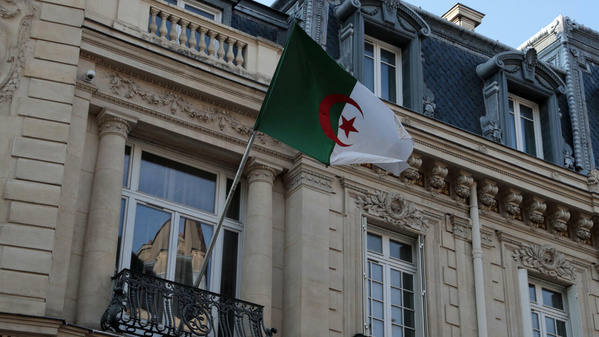 L'ambassade d'Algérie en France L'ambassade d'Algérie en France