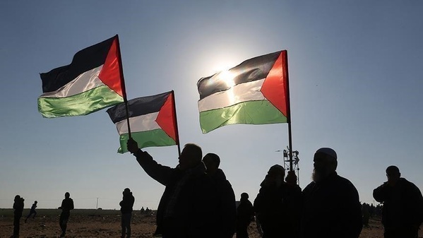 Les factions palestiniennes avertissent qu'une trêve à Gaza sans garanties serait un "piège politique" Les factions palestiniennes avertissent qu'une trêve à Gaza sans garanties serait un "piège politique"