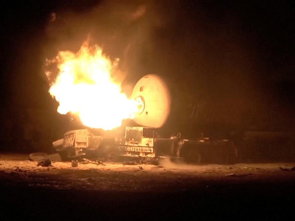 Les Etats-Unis revendiquent des frappes sur un port pétrolier au Yémen, 38 morts et plus de 100 blessés