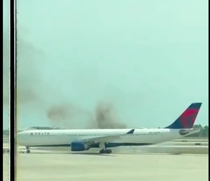 États-Unis : le moteur d'un Airbus prend feu avant le décollage, les passagers évacués en urgence États-Unis : le moteur d'un Airbus prend feu avant le décollage, les passagers évacués en urgence