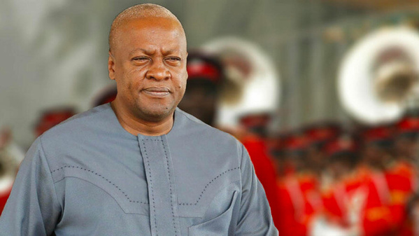 Le président John Dramani Mahama Le président John Dramani Mahama