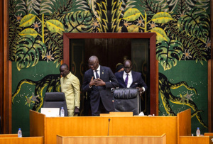 L'ancien président de l'assemblée nationale, Amadou Mame Diop, lors du vote de la loi d'amnistie du 13 mars 2024.