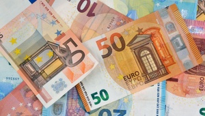 France : trois hommes arrêtés en possession de 3 millions d’euros en petites coupures dans leurs valises France : trois hommes arrêtés en possession de 3 millions d’euros en petites coupures dans leurs valises