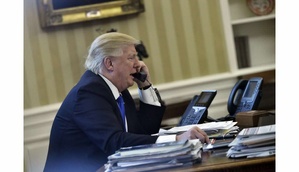 Donald Trump dans le Bureau Ovale Donald Trump dans le Bureau Ovale