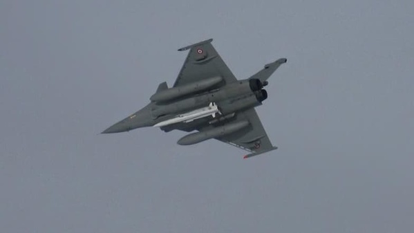 La Russie exprime ses doutes sur les Rafales français comme parapluie nucléaire européen La Russie exprime ses doutes sur les Rafales français comme parapluie nucléaire européen