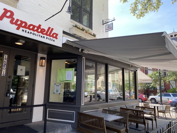 Dans les restaurants de Washington, la police de l'immigration traque les employés sans papiers Dans les restaurants de Washington, la police de l'immigration traque les employés sans papiers