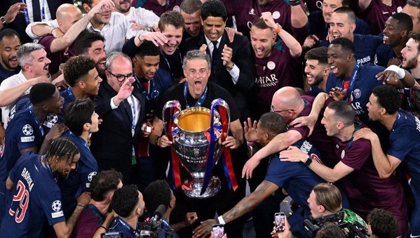 Le PSG remporte la première Ligue des champions de son histoire après sa démonstration contre l'Inter Milan en finale Le PSG remporte la première Ligue des champions de son histoire après sa démonstration contre l'Inter Milan en finale