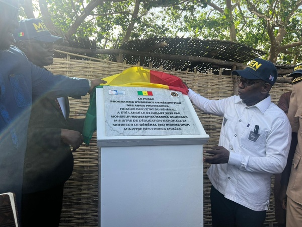 Education nationale - Un programme lancé pour remplacer 7227 abris provisoires scolaires Education nationale - Un programme lancé pour remplacer 7227 abris provisoires scolaires