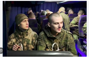 Des soldats ukrainiens Des soldats ukrainiens