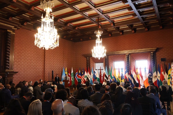 Colombie - Plus de 20 pays en sommet d’urgence contre les violations par Israël du droit international en Palestine