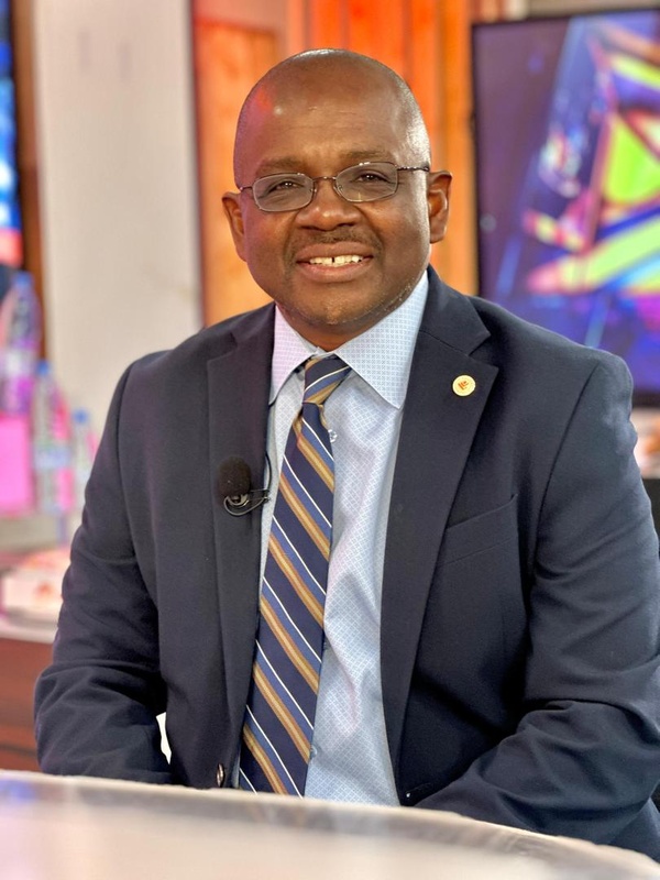 Mboka Mwilambwe (ex-maire de Bloomington, Illinois) : « Il appartient à l’Afrique et aux Africains de s’organiser par rapport aux Etats-Unis »