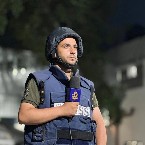 « Ceci est mon testament et mon dernier message » (Anas Jamal Al-Sharif, journaliste d’Al-Jazeera assassiné par Israël le 10 août 2025 à Gaza) « Ceci est mon testament et mon dernier message » (Anas Jamal Al-Sharif, journaliste d’Al-Jazeera assassiné par Israël le 10 août 2025 à Gaza)
