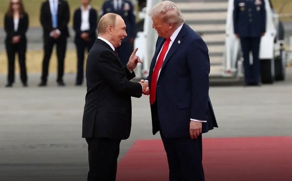 Russie : Poutine et Trump attendent de Kiev et de l’Europe qu’ils fassent avancer les négociations sur l’Ukraine Russie : Poutine et Trump attendent de Kiev et de l’Europe qu’ils fassent avancer les négociations sur l’Ukraine