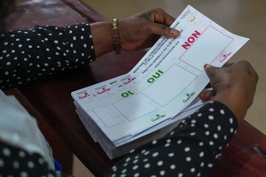 En Guinée, après le référendum, place à une élection présidentielle fixée au 28 décembre 2025