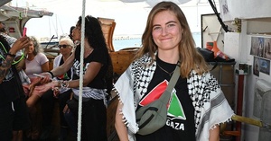 La députée française Emma Fourreau La députée française Emma Fourreau