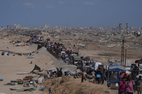 Les Gazaouis sur le chemin du retour à leurs foyers, sur leurs terres, après y avoir été ballotés dans tous les sens par l'Occupation sioniste