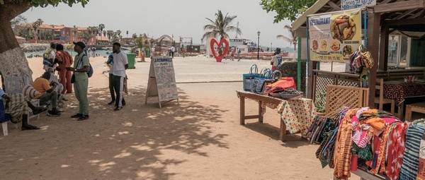 Une vue de l'île historique et touristique de Gorée (photo Mathilde) Une vue de l'île historique et touristique de Gorée (photo Mathilde)