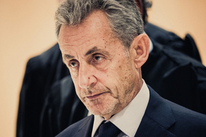 Après vingt jours en détention, Nicolas Sarkozy est sorti de prison