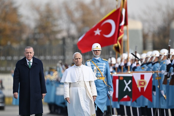 Erdogan et le pape Léon XIV condamnent unanimement les attaques sur Gaza