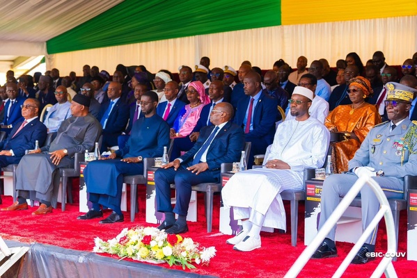 Adama Barrow salue l’engagement du Sénégal pour faire toute la lumière sur le massacre des Tirailleurs à Thiaroye Adama Barrow salue l’engagement du Sénégal pour faire toute la lumière sur le massacre des Tirailleurs à Thiaroye