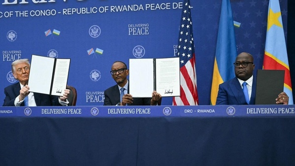 Trump, Kagame et Tshisekedi le 4 décembre 2025 à la Maison Blanche