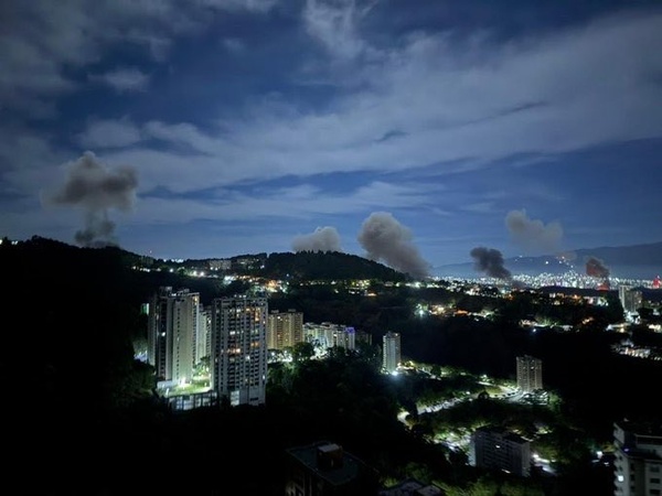 Caracas, la capitale du Venezuela, sous les bombes américaines le 3 janvier 2026
