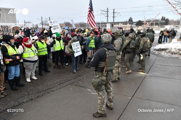 Week-end de protestations aux Etats-Unis contre la police de l'immigration Week-end de protestations aux Etats-Unis contre la police de l'immigration
