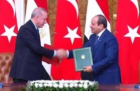 Erdogan et al-Sissi scellent de nouveaux accords de partenariat entre Ankara et Le Caire