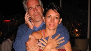 Jeffrey Epstein et Ghislaine Maxwell Jeffrey Epstein et Ghislaine Maxwell