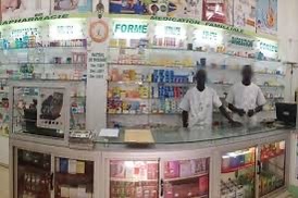 Une pharmacie à Dakar