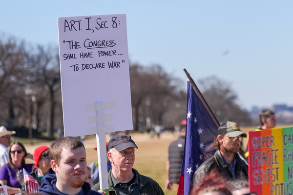 Frappes sur l’Iran - Qui a le pouvoir de lancer les États-Unis dans une guerre ? Frappes sur l’Iran - Qui a le pouvoir de lancer les États-Unis dans une guerre ?