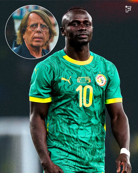 Le technicien français Claude Leroy (médaillon) et Sadio Mané