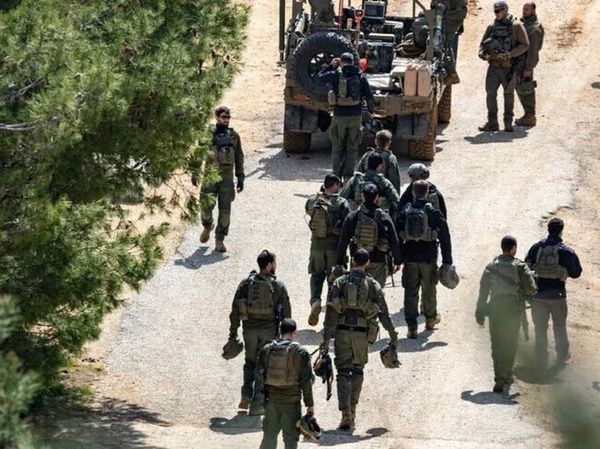 Des soldats israéliens au Moyen-Orient. Tsahal est l'auteur de plusieurs crimes de guerre a Gaza, en Cisjordanie et au Liban, selon plusieurs organisations des droits humains.