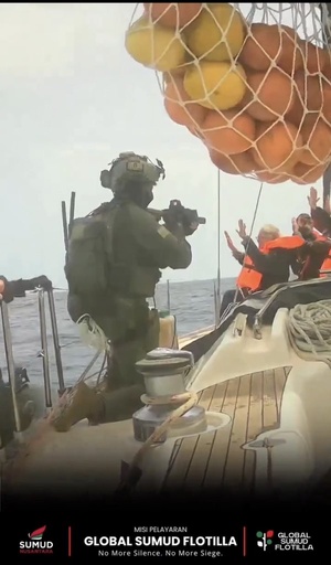 L’armée israélienne commence à attaquer la Flottille mondiale Sumud, en route vers Gaza