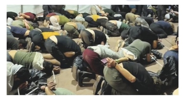 Les militants de la Flotille Sumud agressés et humiliés par les forces sionistes Les militants de la Flotille Sumud agressés et humiliés par les forces sionistes
