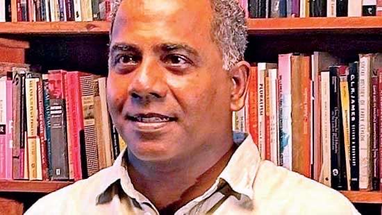 L'économiste indépendant Ahilan Kadirgamar