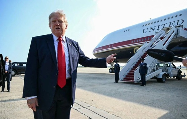 Révélations sur le nouvel Air Force One - Des journalistes assignés à comparaître Révélations sur le nouvel Air Force One - Des journalistes assignés à comparaître