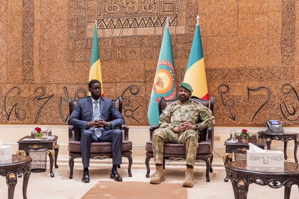 Entretien Assimi Goïta (a. d) / Bassirou Diomaye Faye à Bamako le 28 juillet 2026 (Photo : Présidence sénégalaise)