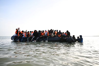230 migrants sur une seule embarcation sont arrivés en Angleterre