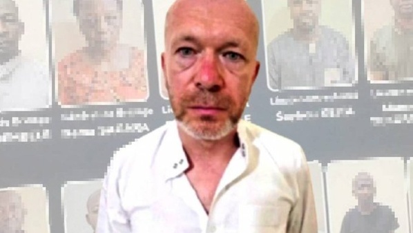 Le Français YannChristian Bernard Vezilier