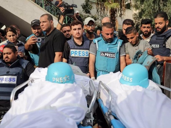 Gaza : Reuters et AP réclament des explications à Israël un an après la mort de cinq journalistes Gaza : Reuters et AP réclament des explications à Israël un an après la mort de cinq journalistes