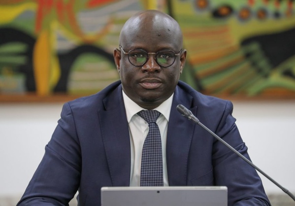Cheikh Diba, ministre de l'Economie, des Finances et du Plan (MEFP) Cheikh Diba, ministre de l'Economie, des Finances et du Plan (MEFP)