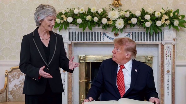 Catherine Connolly et Donald Trump à Dublin samedi 12 septembre 2026. ©AP