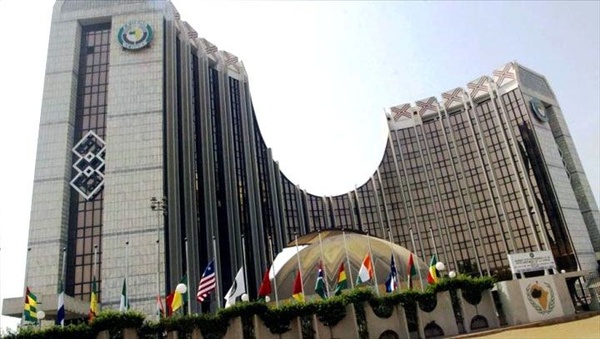 Le nouveau siège de la CEDEAO à Abuja (Nigeria) Le nouveau siège de la CEDEAO à Abuja (Nigeria)