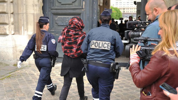 FRANCE : L'Etat mis en cause dans les attentats du 13 novembre FRANCE : L'Etat mis en cause dans les attentats du 13 novembre