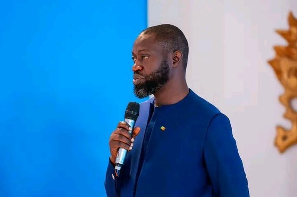 Elimane POUYE Elimane POUYE