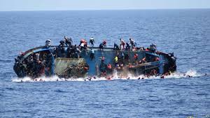 Deux naufrages au large de la Libye, 240 migrants morts