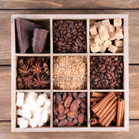 ALIMENTAIRES: Le sucre souffle, le café faiblit et le cacao chute