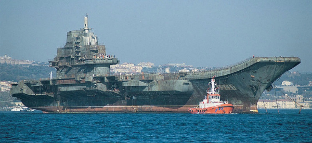 PEKIN BANDE LES MUSCLES : Première sortie dans le Pacifique du porte-avions chinois