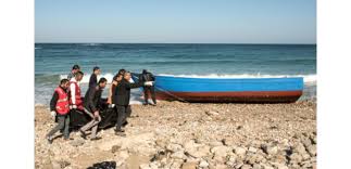 Plus de 1.750 migrants secourus en Méditerranée avant un sommet européen